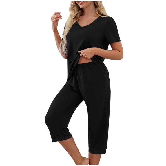 QSAWXQZ Women's Plus Size 2 Piece Pajama Set Short Sleeve V Neck Top Capri Pants Sleepwear Soft Casual Loungewear Set Black L