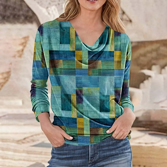 QUNYINEY Long Sleeve Shirts for Women Crew Neck Plaid Pleated Blouses Pullover Casual Loose Fit Graphic Tees Womens Clothes Trendy 2025