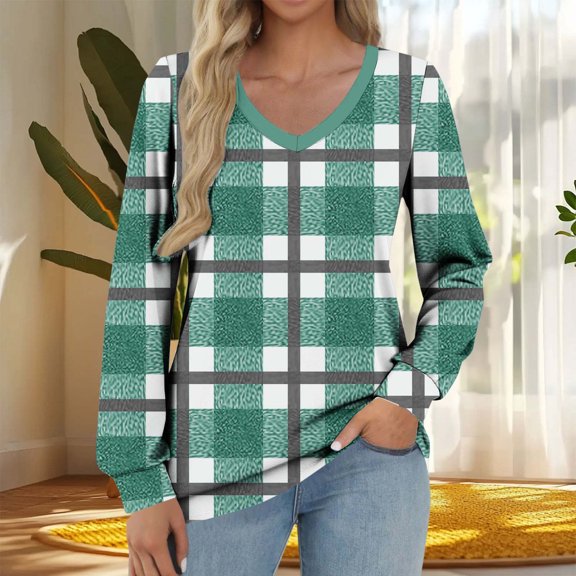 QUNYINEY Plus Size Tshirts for Women V Neck Plaid Long Sleeve Tops Loose Fit Pullover Graphic Tees