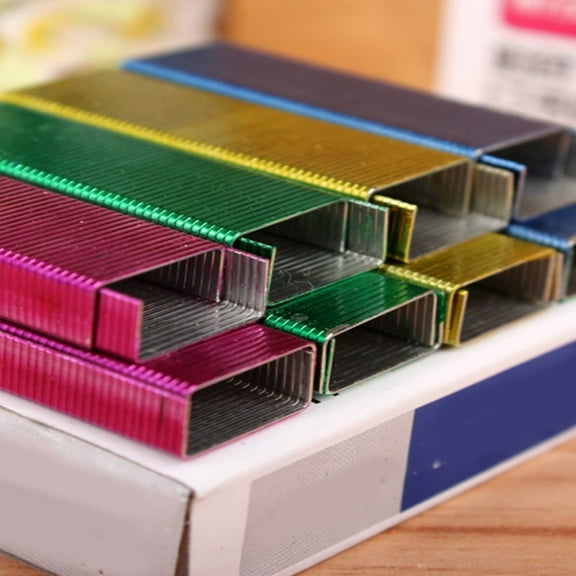 QUTETN 800pcs Mixed Color Staple