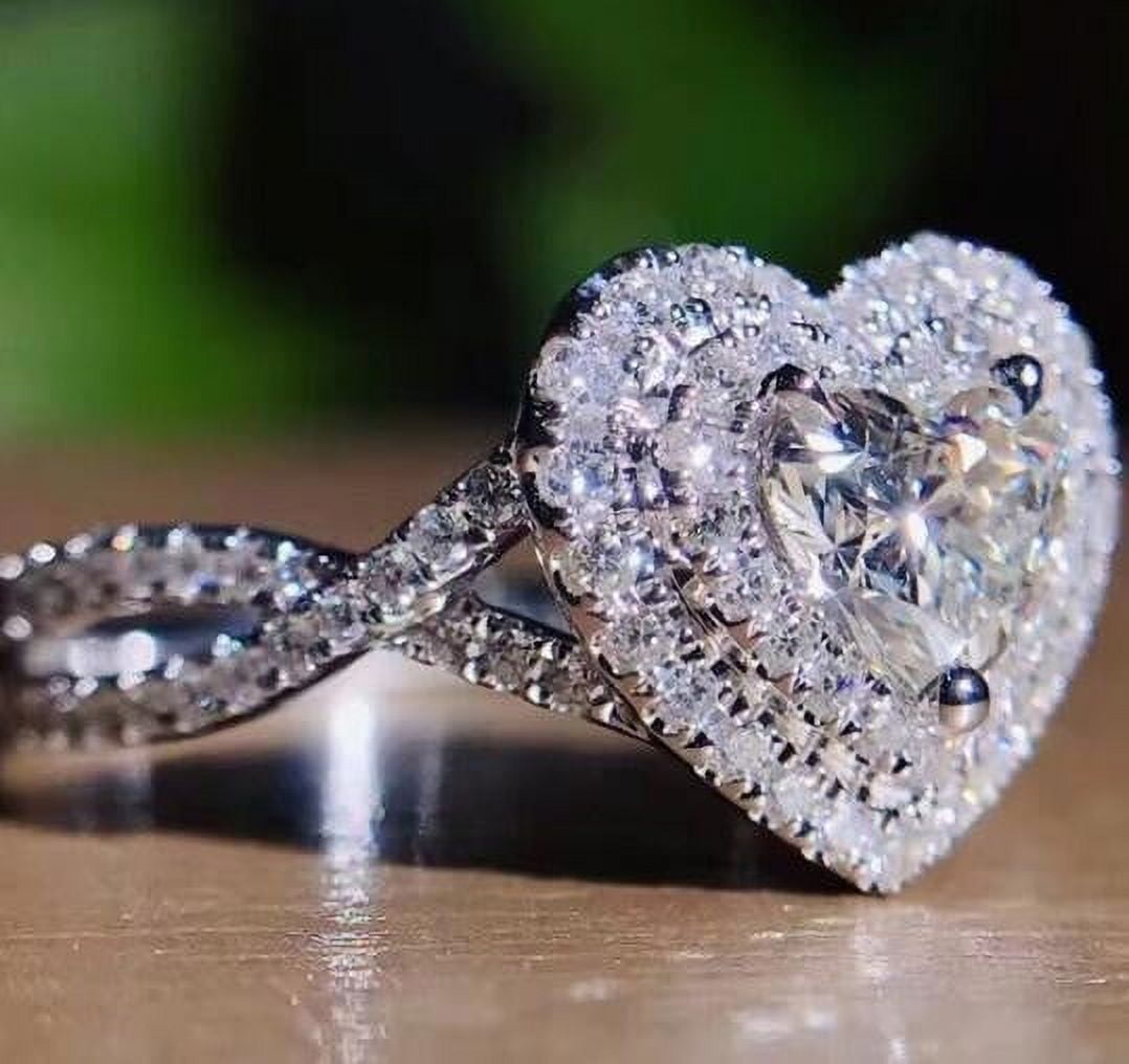 Heart Shaped Diamond Trilogy Ring | Heart-Shaped 3 Stone Ring