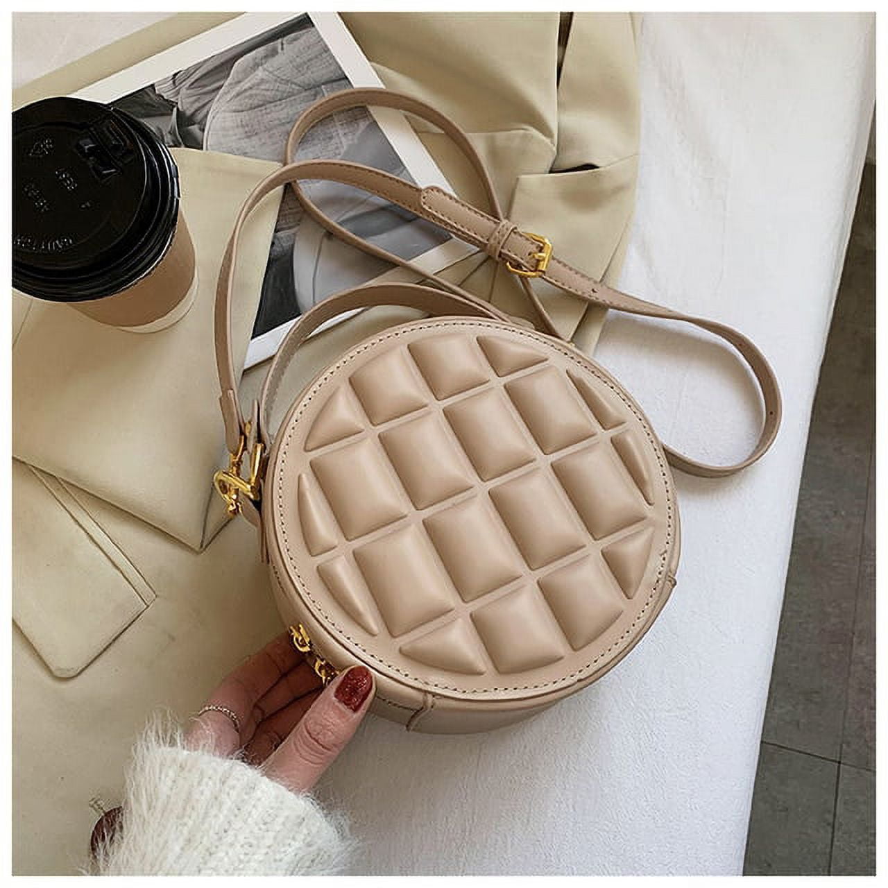A Main Luxury Designer Handbag Women Small Round Design Leather