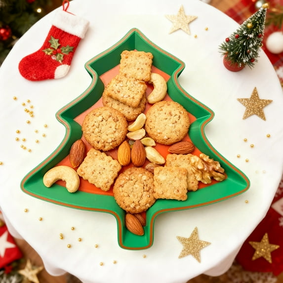 Qdahuk Christmas Tree Shaped Serving Plate Ceramic Dish with Wavy Edge Design,Festive Dinnerware Tray for Cookies Snacks Desserts Holiday Table Centerpiece Kitchen Dining Party Home Decoration Gift