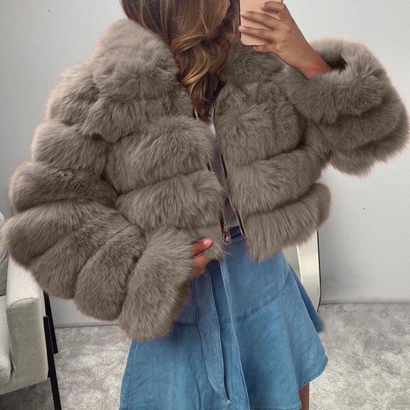 Qeaghou Womens Faux Fur Coat Trendy Zip Up Cropped Teddy Jackets Long Sleeve Fuzzy Fluffy Warm Short Winter Coats with Hood