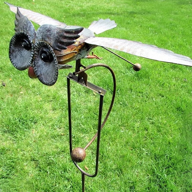 Qenwkxz Owl Wind Chime Metal Decoration, Flapping Wings, Garden