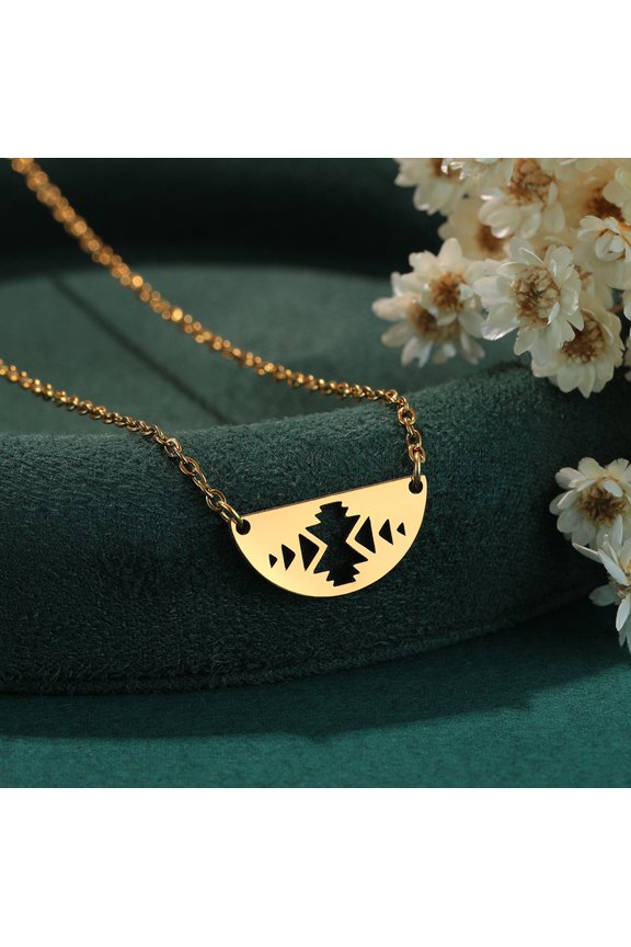 Simple Geometric Half Moon Necklace Women Copper Jewelry Best Gift for Women