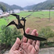 Qiang Ethnic Handmade Straw Woven Praying Mantis Ornament Insect Model Home Desk Decoration Folk Art Craft Gift