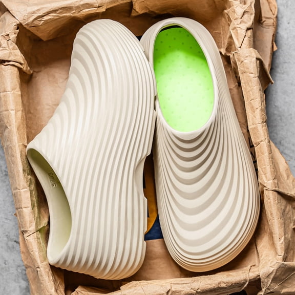 Qicasul Men's slipper Clogs Garden Shoes for Women Men Non Slip Work Shoes Women Men Restaurant Water Oil Nursing Arch Support Wide Width Sneakers Lightweight Beige US Size:8.5