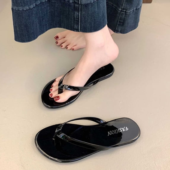 Qicasul Women' Flip Flops solid color Flat Flip Flop Sandals for Women Beach Rubber Shower Shoes Basic Thong Sandals Casual Summer Wear Black US Size:8