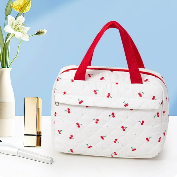 Isvgxsz Makeup Bag Travel Cosmetic Bag Cute Pouch Toiletry Bag Quilted Floral Organizer Bag Large Capacity Aesthetic Portable Storage Zipper Purse for Women