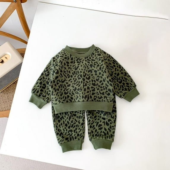 Qingpeng Toddler Boy Girls Fall Outfits Kids Cute Print Long Sleeve Sweatsuit Tops and Sweatpants Set Girl Winter Clothes Suit