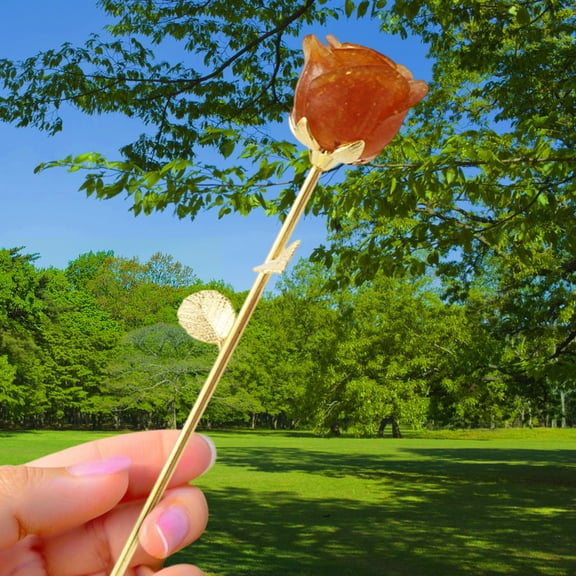 Qiweii Natural Crystal Chip Resin Rose Ornament, Handmade Desktop Art Decor, Home Living Room Romantic Accent