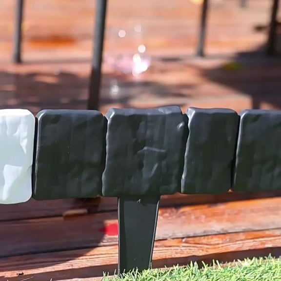 Qocolhg 10 Pcs Plastic Lawn Fence in Stone Look, Landscape Garden Edging Border, Versatile Outdoor Decor for Gardens, Backyards or Lawns, Easy to Install, for Outdoor Garden Balcony Yard Walkway