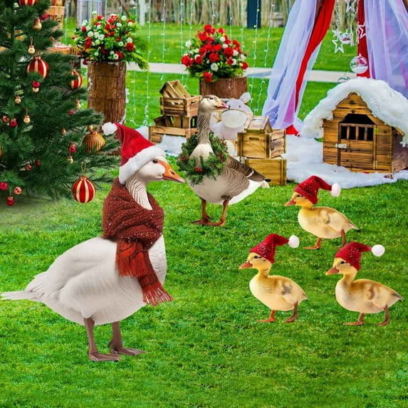 Qocolhg 5 Pieces Christmas Duck Decoration Garden Stakes Yard Art Decor Duck with Santa Hat Realistic Lifelike Animal Stakes for Lawn Landscape Pathway Farm