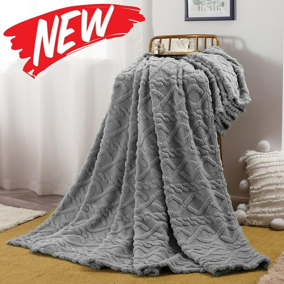 Qocolhg Flannel Throw Blanket for Couch - Super Soft & Warm Fluffy Blanket, Decorative and Giftable Striped Blankets for Women, Men, Lightweight Sofa Bed Blanket All Season Use (Blue, 70x100cm)