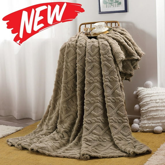 Qocolhg Flannel Throw Blanket for Couch - Super Soft & Warm Fluffy Blanket, Decorative and Giftable Striped Blankets for Women, Men, Lightweight Sofa Bed Blanket All Season Use (Coffee, 70x100cm)