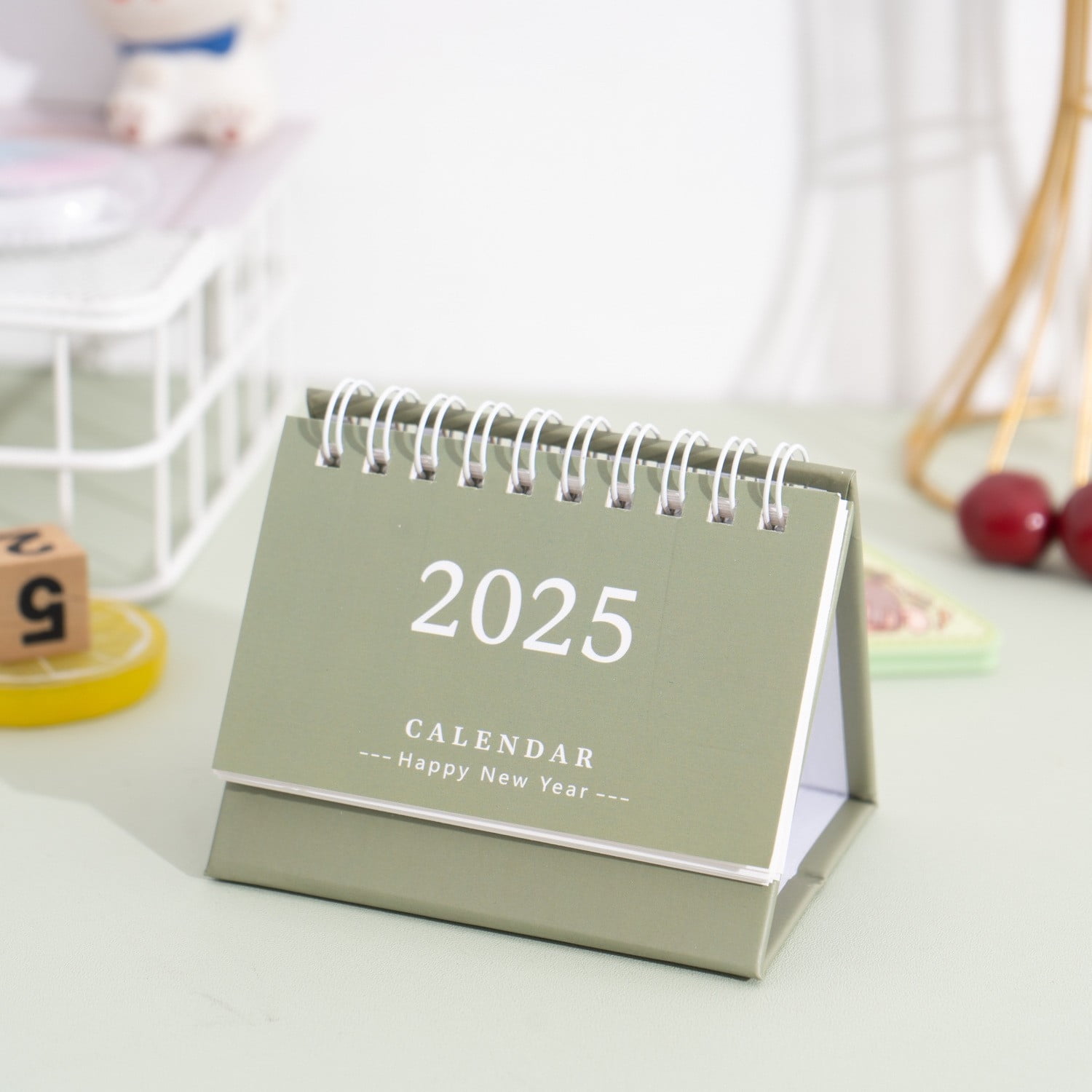 Qocolhg Mini Desk Stand Calendar 2025, Jan.2025 to Dec. 2025 Small 12
