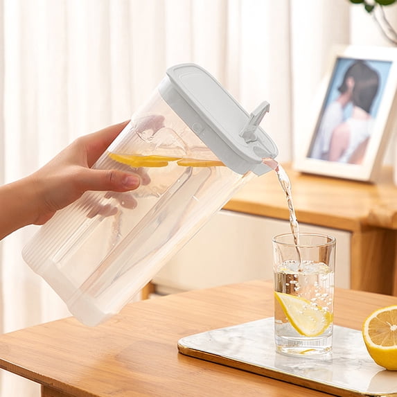 Qocolhg Plastic Pitcher, Ice Tea Pitcher, Clear Water Pitcher for Cold Drinks, Lemonade Juice Beverage Jar, Plastic Pitcher with Lid, BPA-FREE, for Lemonade, Iced Tea, Milk, Juice, Beverages, 1.2L