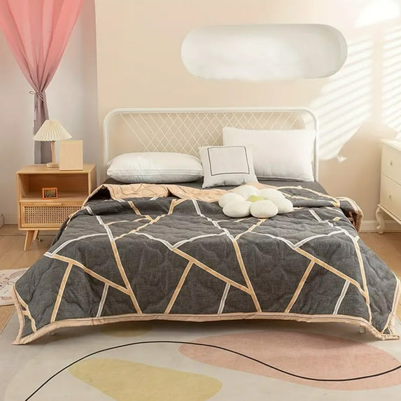 Qocolhg Quilt Twin Size - Summer Conditioning Quilt, Aloe Washed Cotton Summer Quilt, Oversized Bedding Soft Coverlet Quilts Size, Breathable Blanket for Hot Sleepers, Summer Clearance, Gray