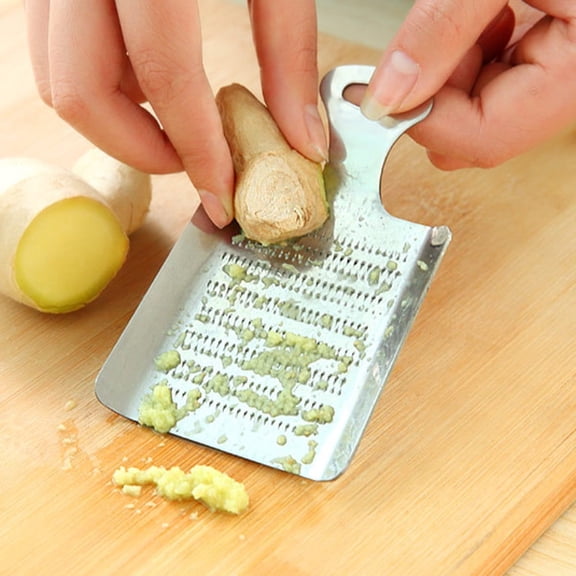 Qonioi Stainless Steel Garlic Grater Mill, Fine Grinding Kitchen Tool for Ginger Wasabi, Practical Bento Garlic Grater, Easy to Clean and Hold