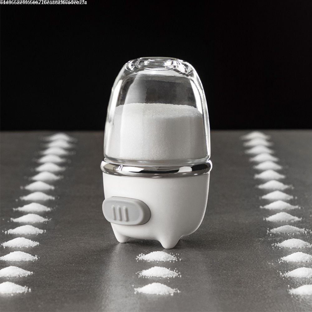 Quantitative salt shaker household seasoning box glass kitchen salt shaker moistureproof sealed