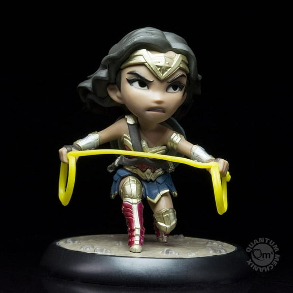 Quantum Mechanix Wonder Woman Justice League Q-Fig Figure