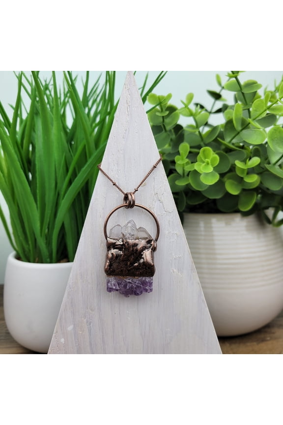 Quartz Cluster Bohemian Style Necklace with Accent