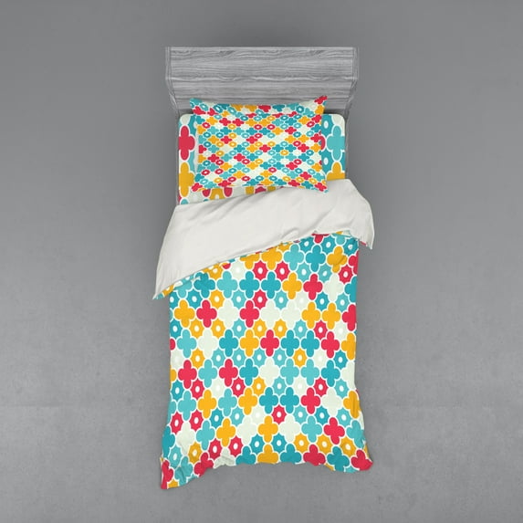 Quatrefoil Duvet Cover Set, Kids Colorful Petal Clover Leaves Pattern Bohemian Casual Kids Theme, Bedding Set with Shams and Fitted Sheet, 3 Sizes, by Ambesonne