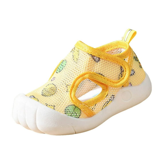 Quealent Quick Dry Water Shoes for Toddlers, Lightweight Aqua Socks Yellow for 8