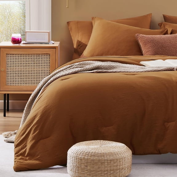 Queen 7-Piece Comforter Set with Sheets Pillow Shams and Pillowcases in Terracotta