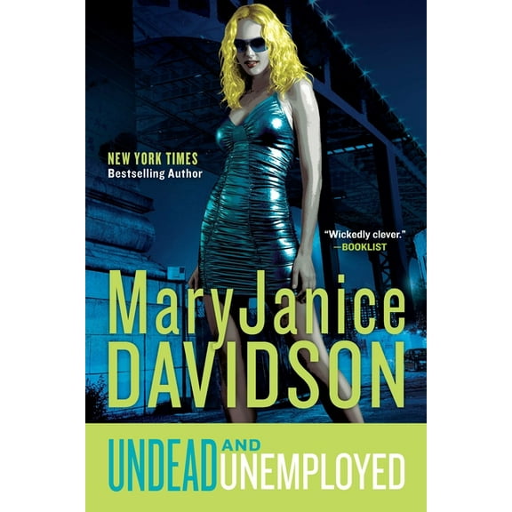 Queen Betsy Undead and Unemployed: A Queen Betsy Novel, Book 2, (Paperback)