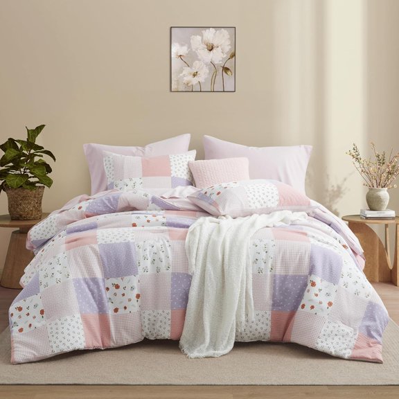 Queen Comforter Set, 7 Pieces Misty Pink Floral Seersucker Bed Comforter, Patchwork Reversible Bed in a Bag with Comforter, Sheets, Pillowcases & Shams (Misty Pink, Queen)