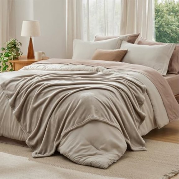 Queen Comforter Set Beige 8 Pieces Prewashed Queen Size Bed in a Bag with Soft Fleece Bed Blanket Down Alternative Bedding Set for All Seasons Sheets Pillowcases Shams