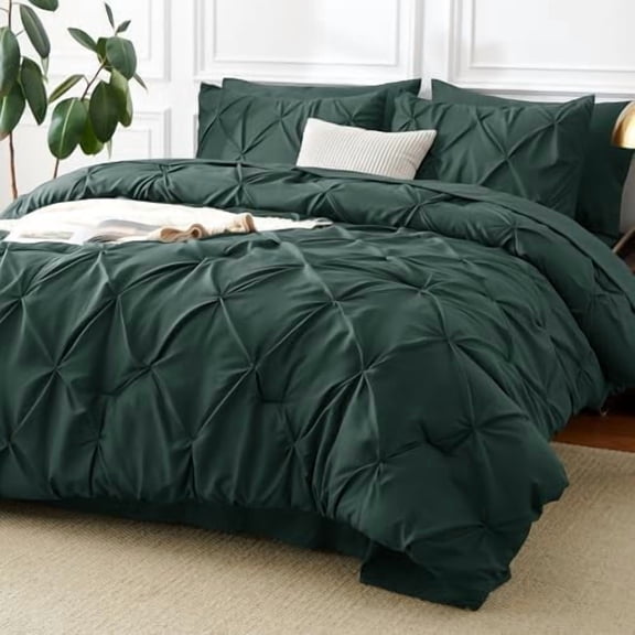 Queen Comforter Set Forest Green, 7 Pieces Pintuck Bed in A Bag, Premium Green Comforter Queen Size, Pinch Pleat Bedding Sets with Comforter, Sheets, Pillowcases & Shams
