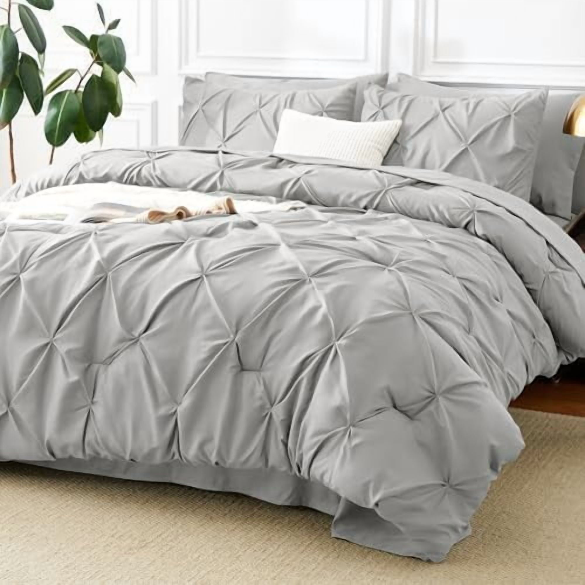 Great Description About Light Gray Queen Comforter