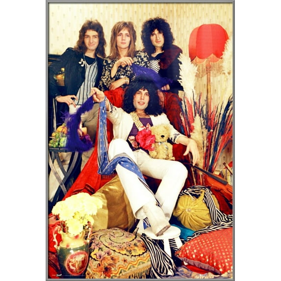 Queen - Framed Music Poster (The Band) (Size: 24" X 36") (Silver Aluminum Frame)