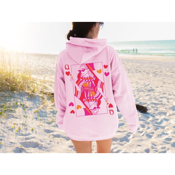 Queen Hearts T-Shirt, Valentines Day, Queen T-Shirt, Hearts Heart Queen, Trendy T-Shirt, C