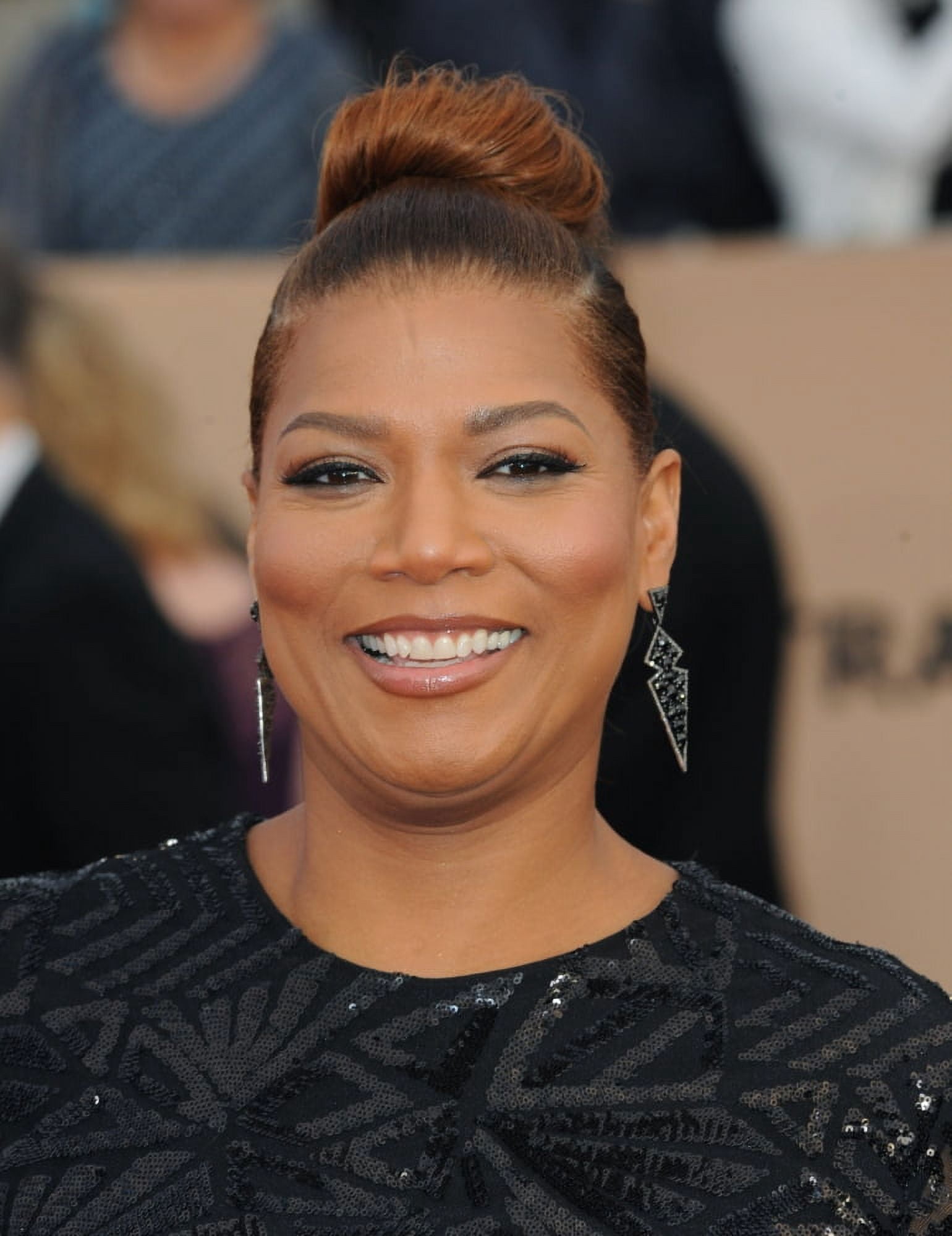 Queen Latifah At Arrivals For 22Nd Annual Screen Actors Guild Awards (Sag) - Arrivals 2 Canvas Art - (16 x 20)