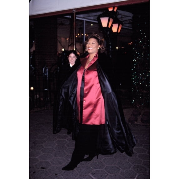 Queen Latifah At National Board Of Review, Ny 1142003, By Cj Contino Celebrity (8 x 10)