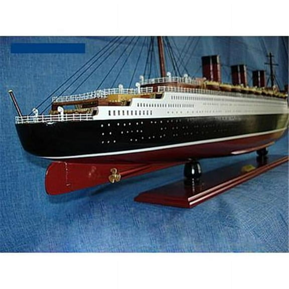 Queen Mary Model Boat