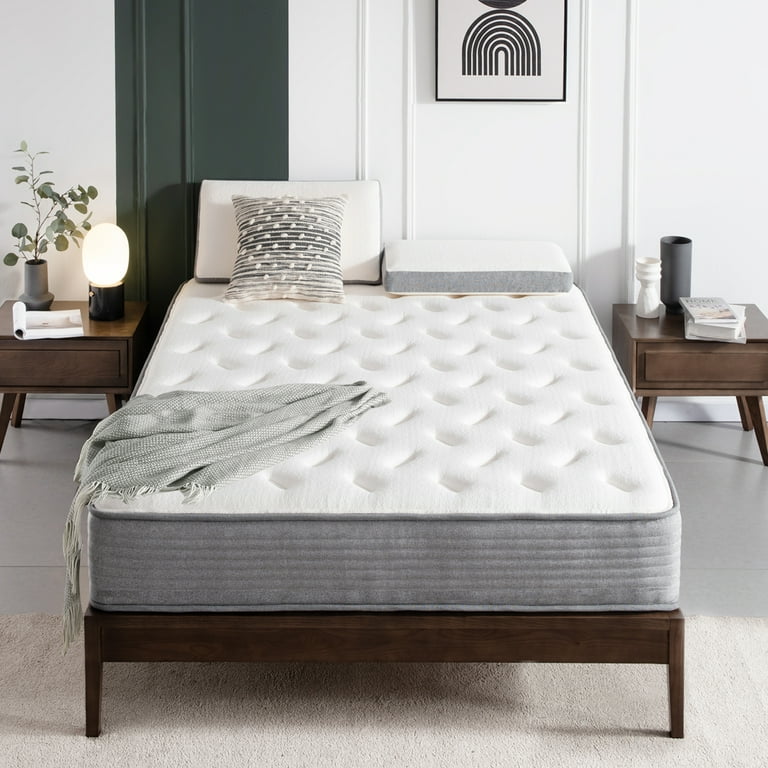 Sleep tight queen online mattress