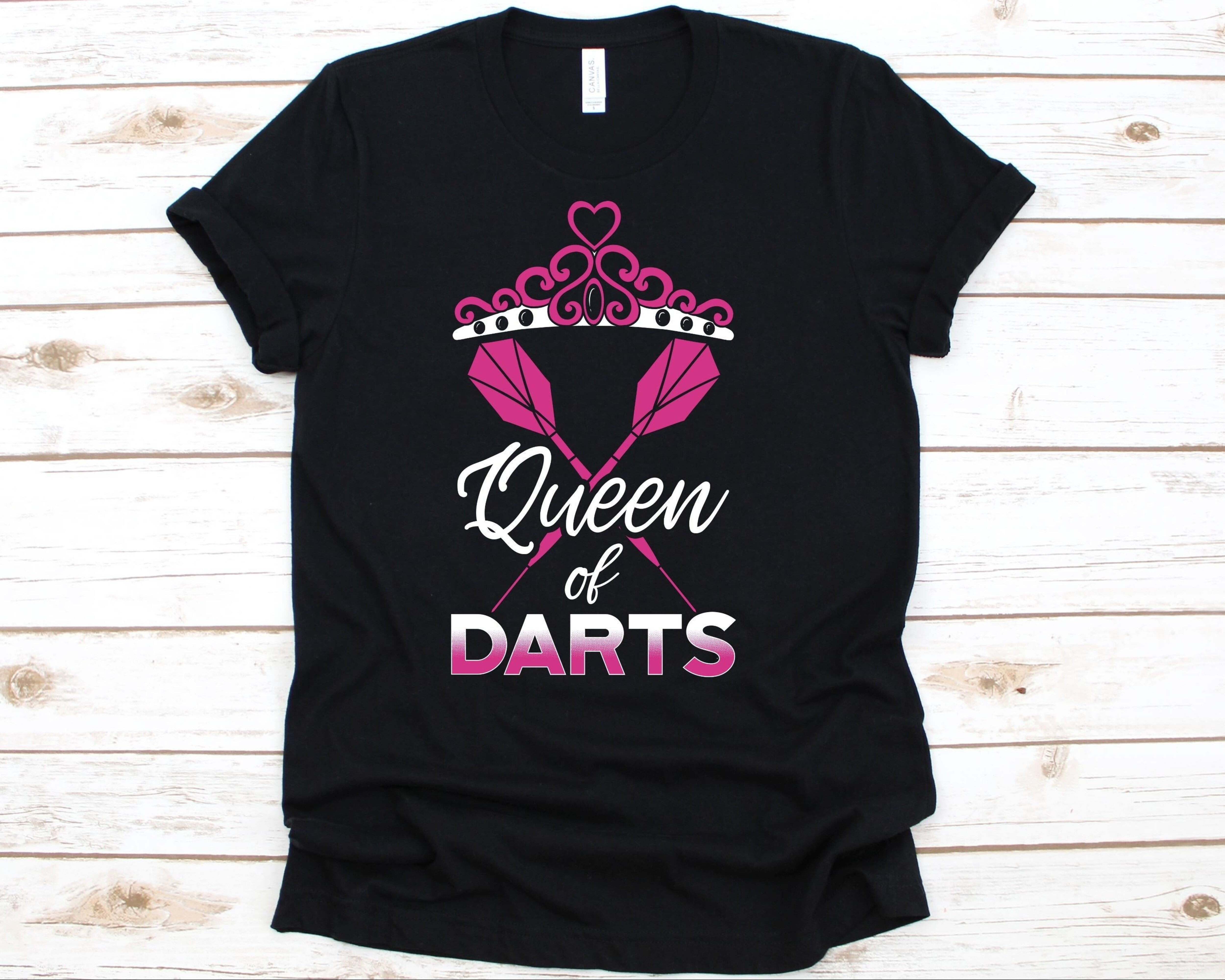 Queen Of Darts White - Funny Dart Shirt & Gift Queen Of Darts White - Funny Dart Shirt & Gift