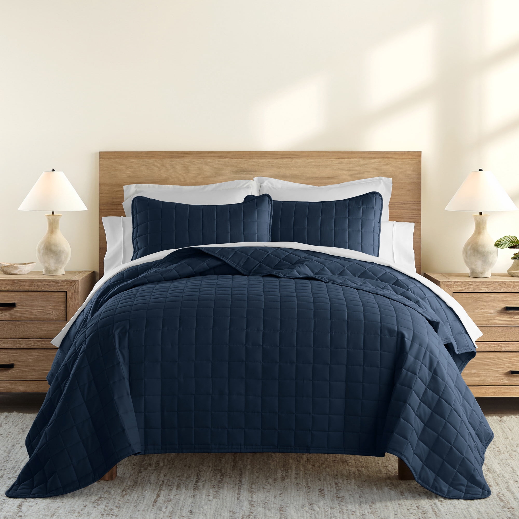 Lightweight Wrinkle Resistant Quilt Sets in Navy Square for Full/Queen Size Bedding by Comfort Canopy