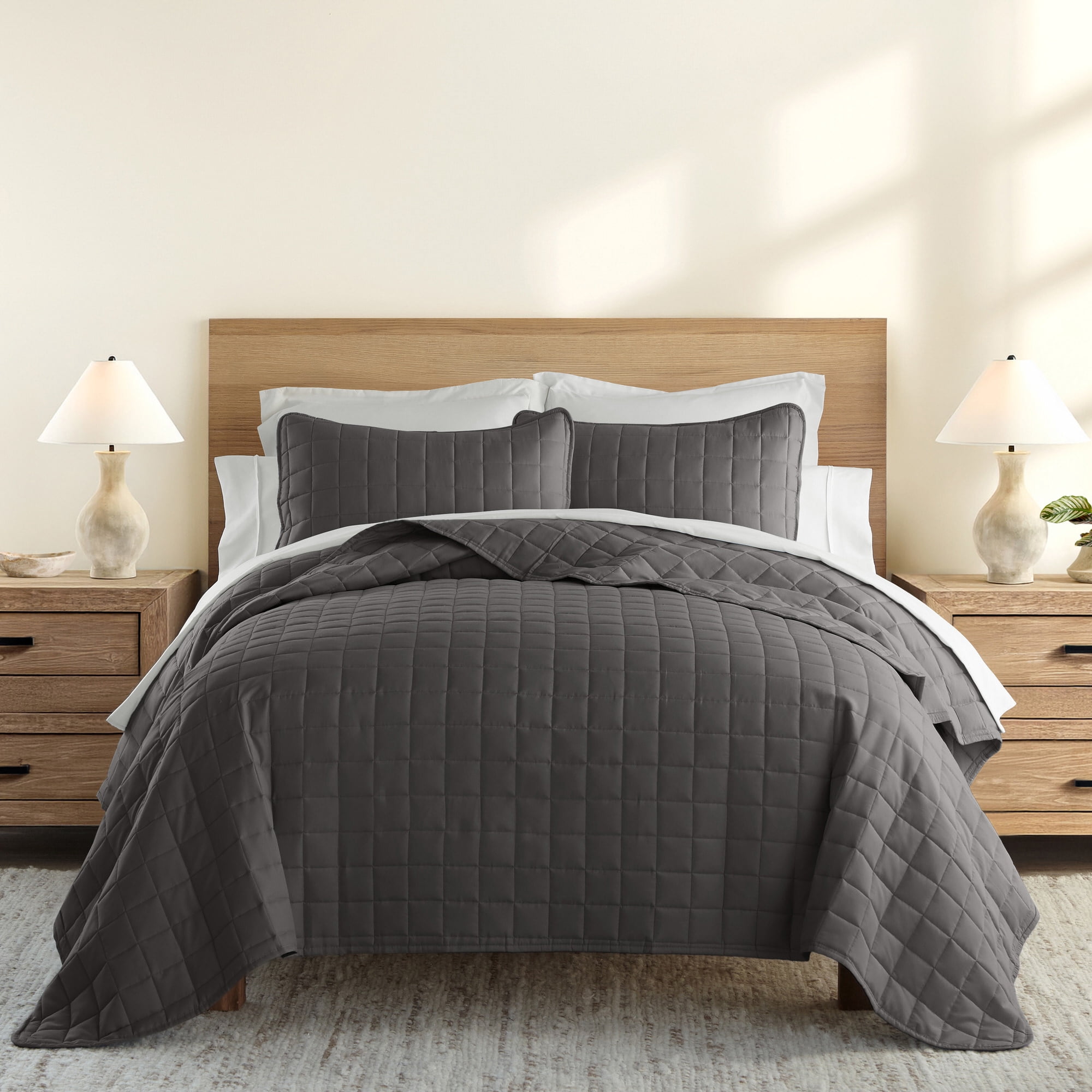 Lightweight Wrinkle Resistant Quilt Sets in Gray Square for Full/Queen Size Bedding by Comfort Canopy