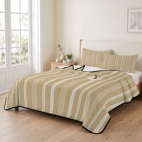 Queen Quilt Bedding Set, Beige Sand Minimalist Striped Lightweight Coverlet Summer Comforter Set Soft Microfiber Bedspread, Neutral Geometric Lines 3 Piece Quilt Set with 2 Pillow Shams