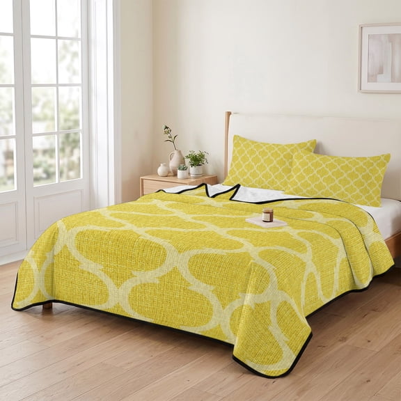 Queen Quilt Bedding Set, Moroccan Geometric Pattern Lightweight Coverlet Summer Comforter Set Soft Microfiber Bedspread, Yellow Linen Texture 3 Piece Quilt Set with 2 Pillow Shams All Seasons Use