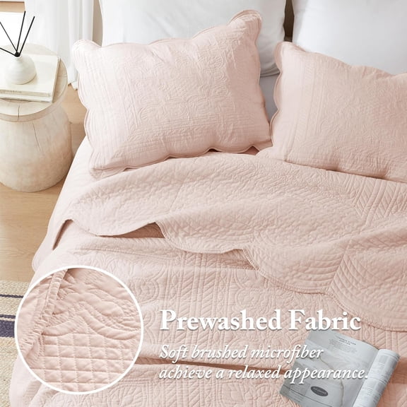 Tuscany Queen Quilt Set with Damask Coverlet and Scalloped Edge - Cottage Style All Season Bedding