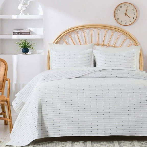 Queen Quilt Set, GREAGLE Lightweight Soft Alternative Down Cotton Warmer White Quilts for Queen Bed, 3-Piece Comforter /Bedspread /Bedding Set with Pillow Shams in a bag, 90 x 90 inch