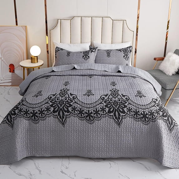 Queen Quilt Set Gray - Soft Lightweight Summer Quilts, All Season Bedspread (1 Quilt, 2 Shams)