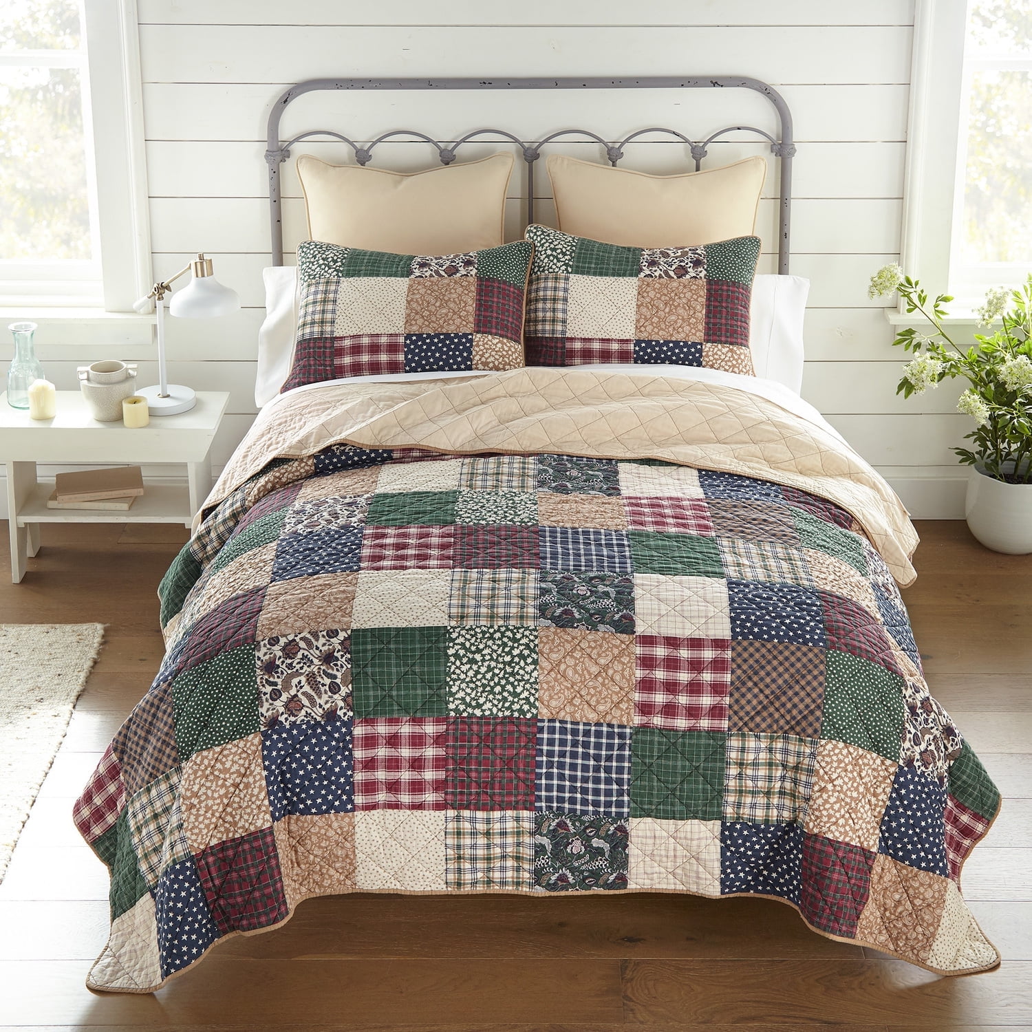 Ivory and Multicolor Cotton Full Quilt Set